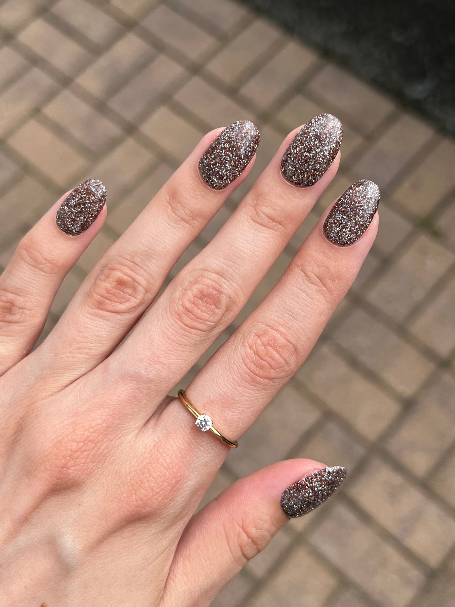 Gör dipping powder naglarna starkare?