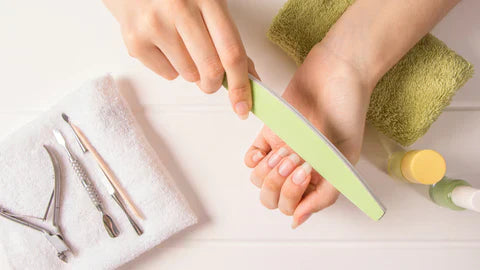 Nagelfil: Mästerliga tips för perfekt skötta naglar