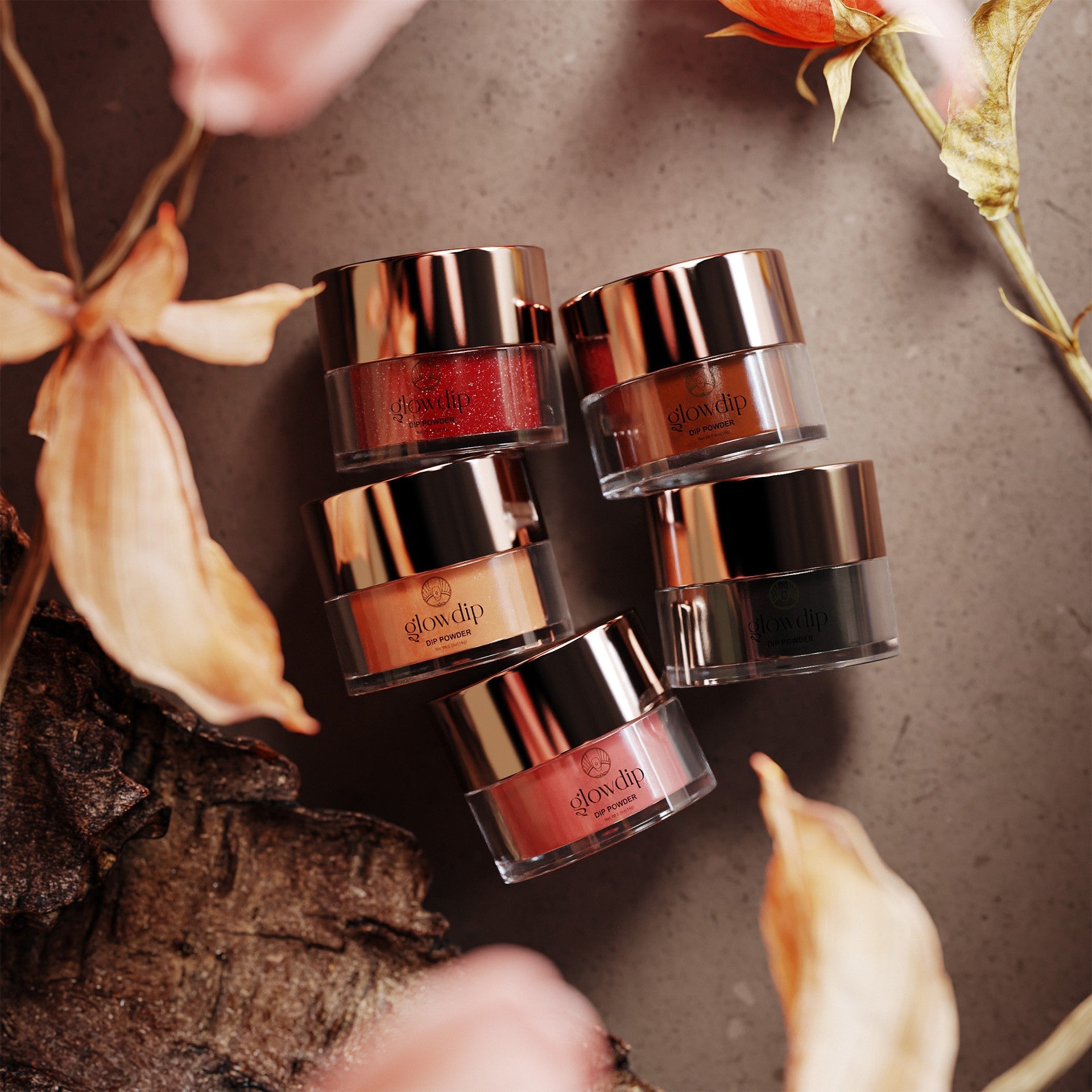 Dipping powder på korta naglar – är det möjligt?