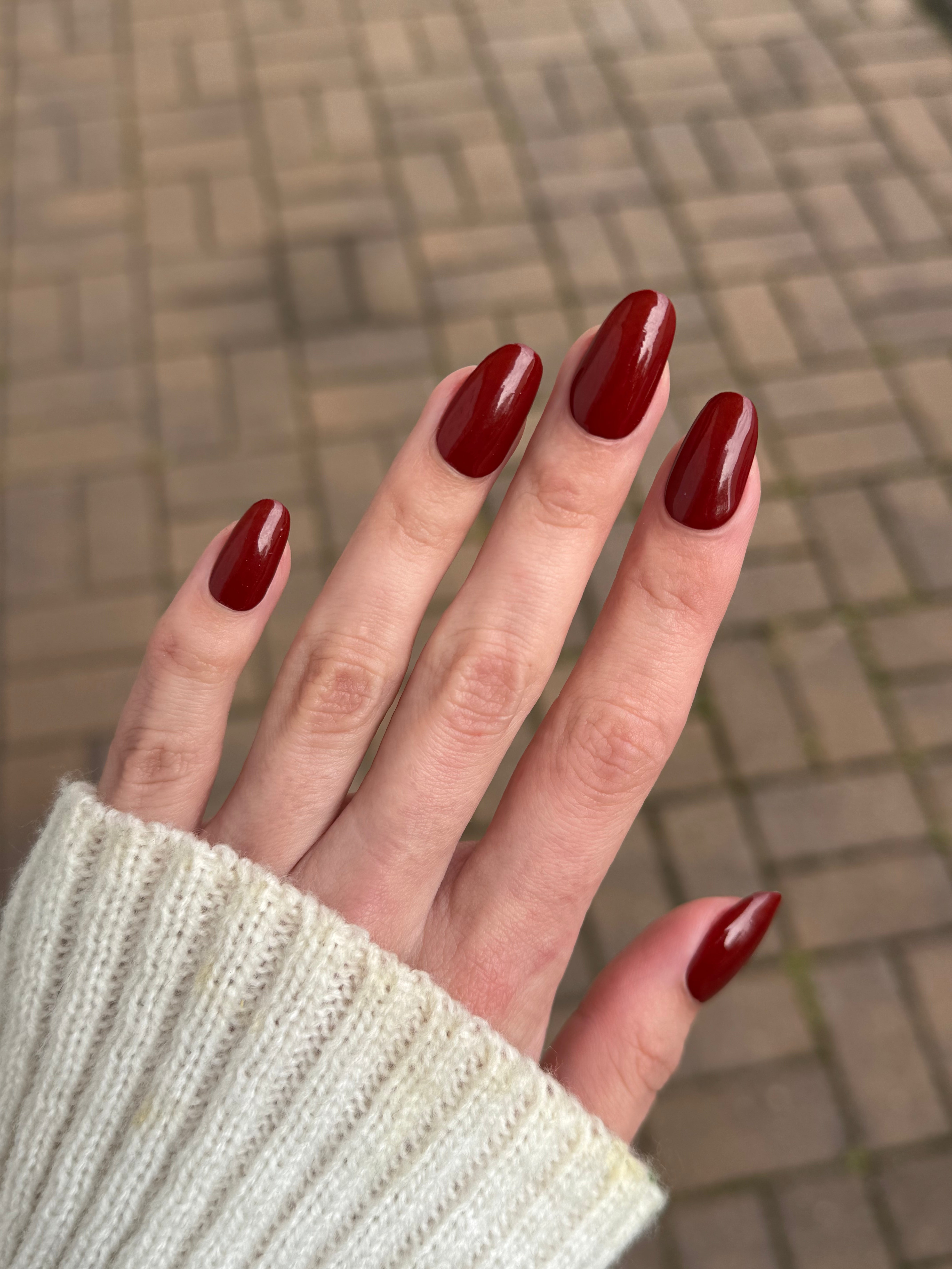 Bordeaux Red Dipping Powder