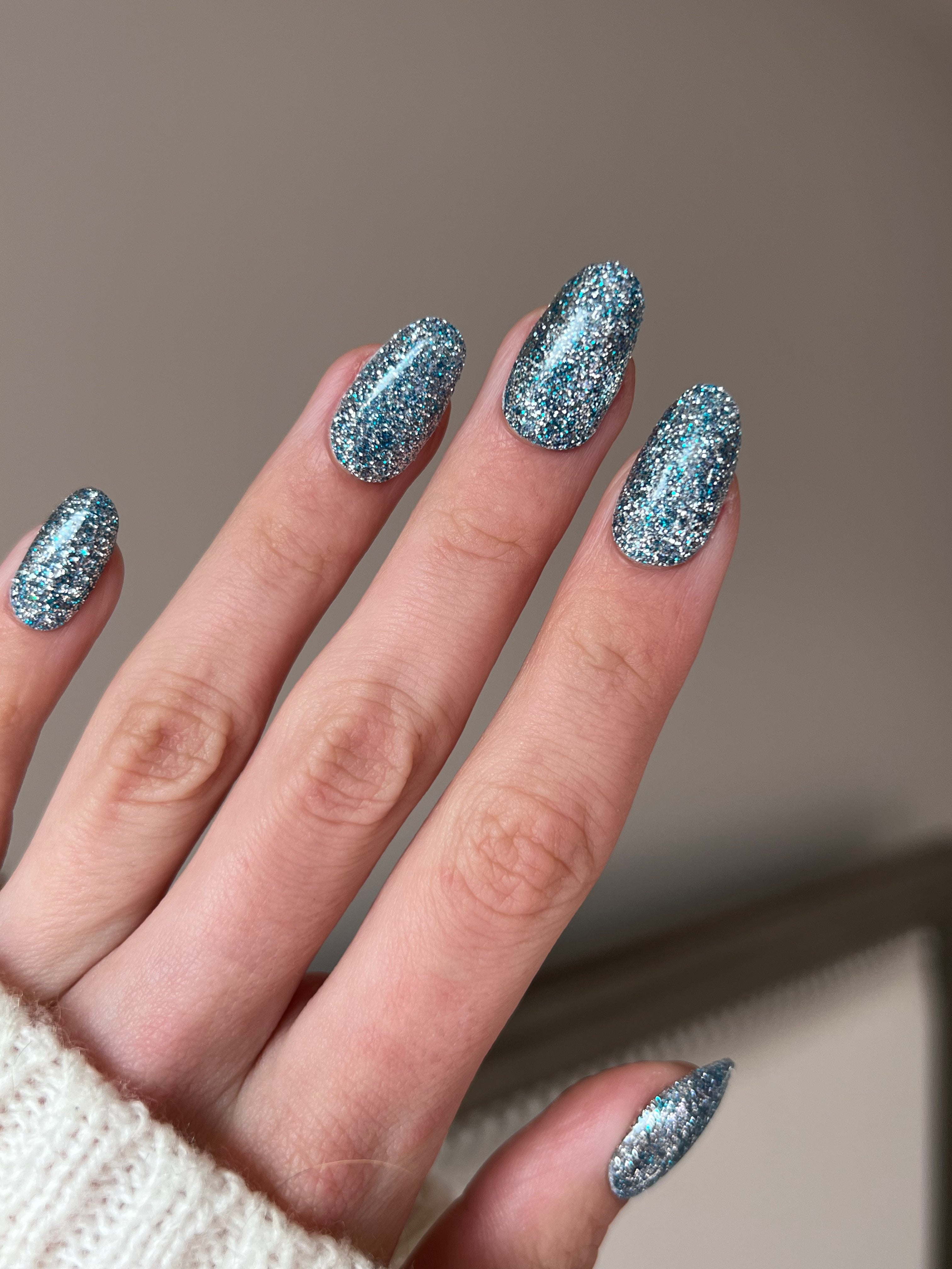 Frozen Sky Dipping Powder
